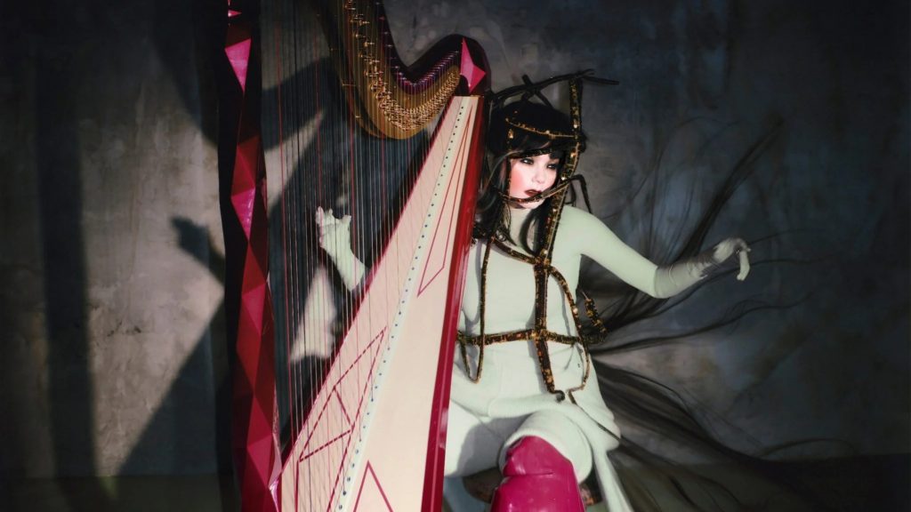 Björk prepara nuevo álbum y exposición en Islandia